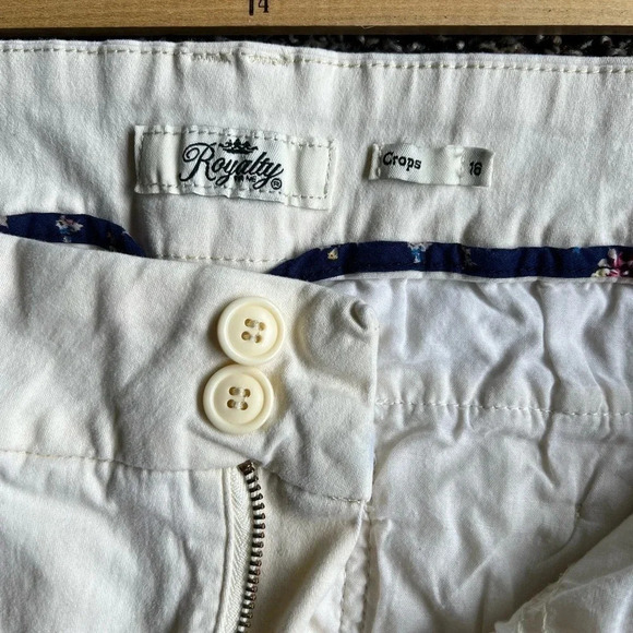 Royalty foe me cropped pants - Picture 4 of 7